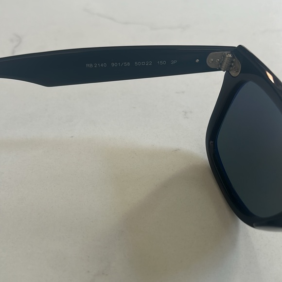Ray Ban - Original Wayfarer Classic Polarized - Picture 7 of 7
